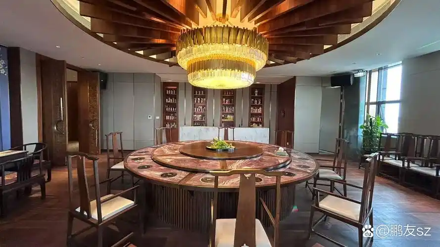 浦东夜上海场所景观与消费区域核验拍摄